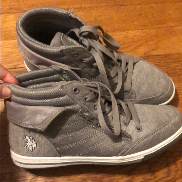 Polo shoes . Super cute . Worn once - Picture 4 of 4